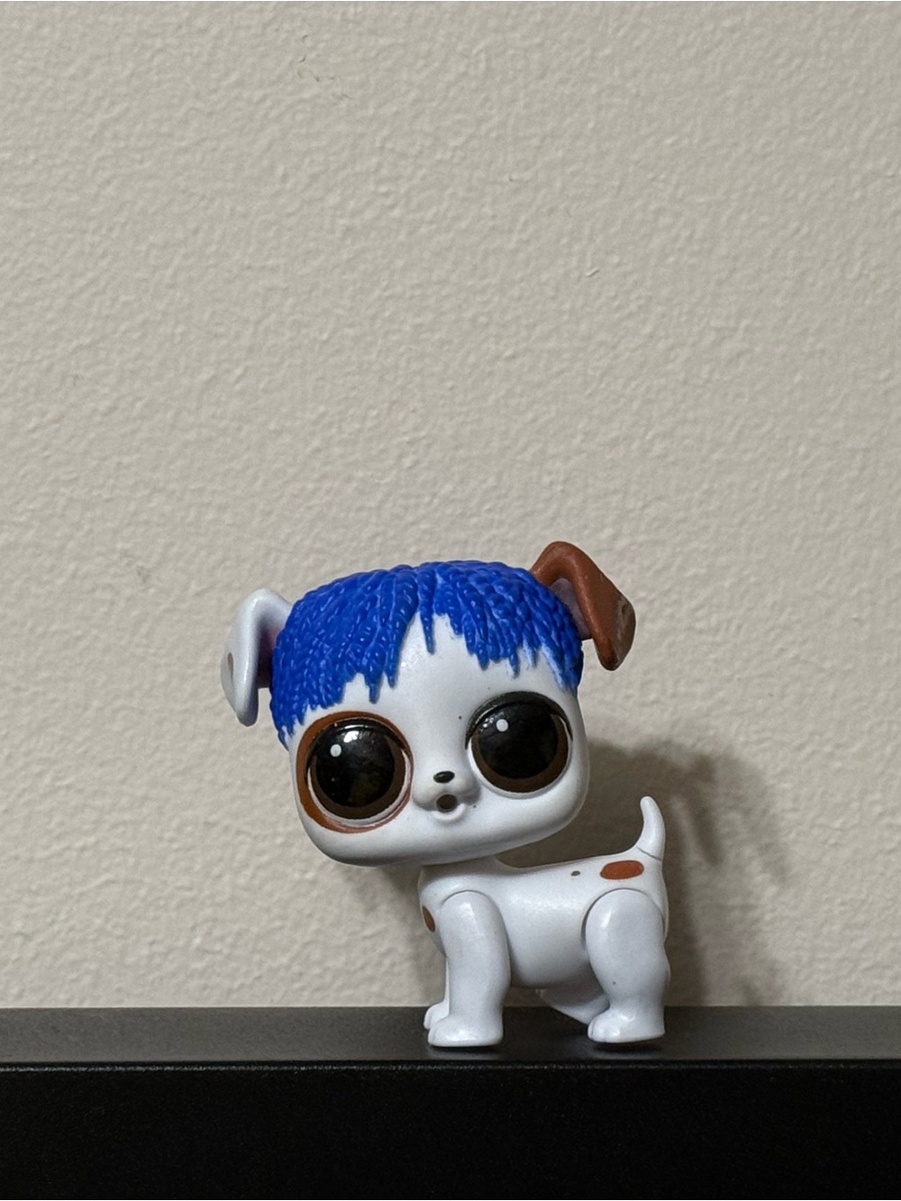 💞4/$35LOL Surprise Wooftown Dog Figure White Puppy Blue Hair Brown Spots Pet Toy